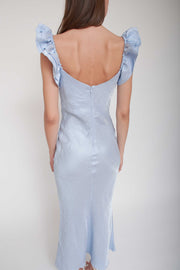 Vanessa Cocchiaro, bleu glacier, invitée de mariage, coupe en biais, froufrous, robe de soirée, événement