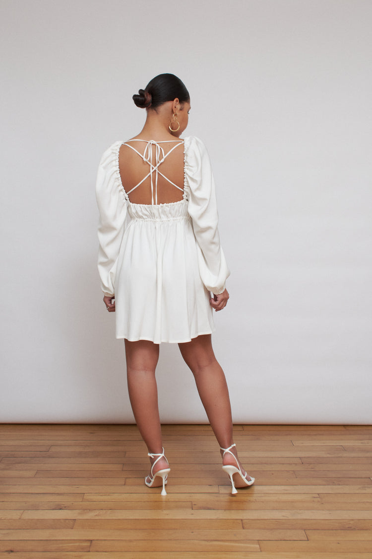 SS23_E-Comm3166grain_750x.jpg?